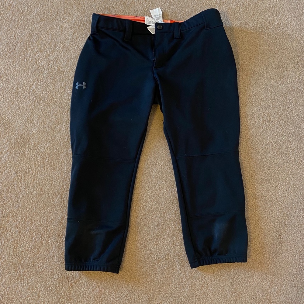 Under Armour black softball pants size small